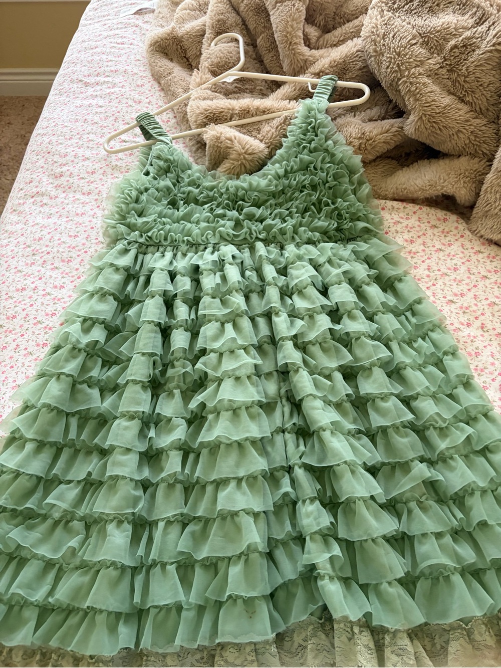 Women’s Mint Green Ruffled Formal Dress